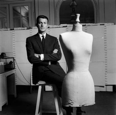 hubert de givenchy dies|hubert de givenchy 1950s fashion.